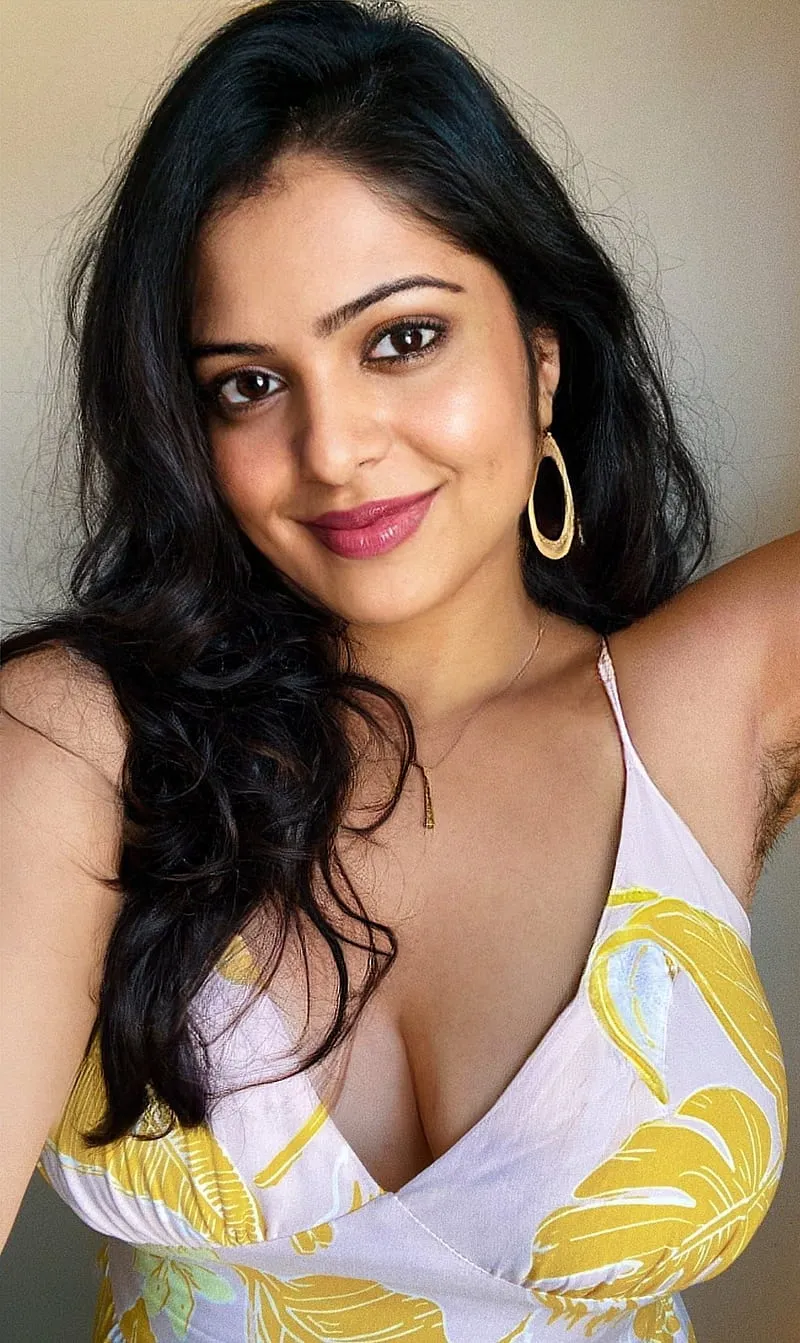Sofia Russian call girl escort photo Hyderabad
